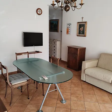 Casa Di Enrico Asciano Pisano